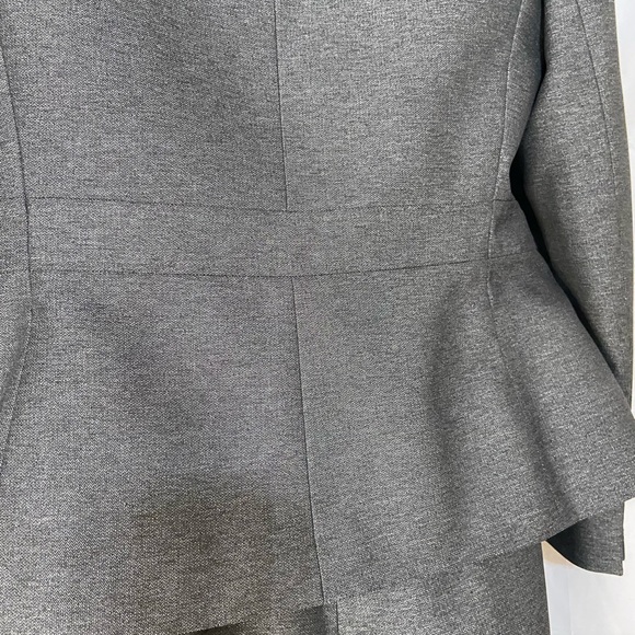 2 pc grey pants suit - Picture 7 of 11